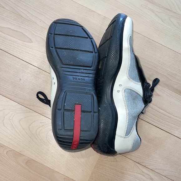 PRADA MENS SNEAKERS - Picture 5 of 6